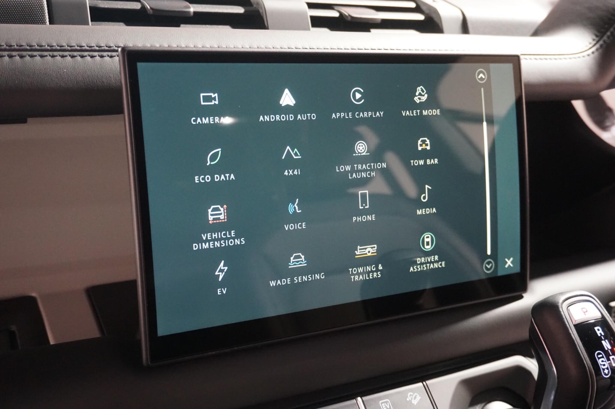 Land Rover Defender 110 2.0 P400e 15.4kWh X-Dynamic HSE SUV 5dr Petrol Plug-in Hybrid Auto 4WD Euro 6 (s/s) (404 ps)